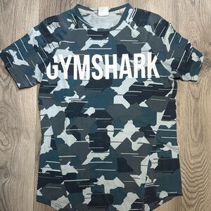 Gymshark Urban Camo Tee in Blue and Gray Size Medium